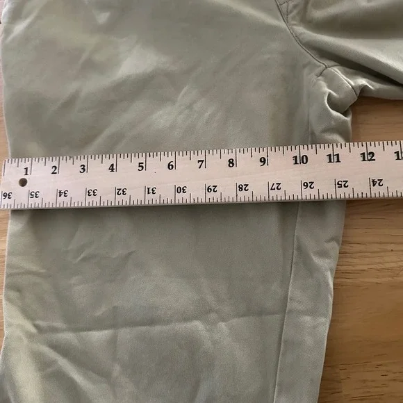 Gap Clean Cut Khaki Chinos Mens 32x30 Tan Cotton Straight Leg Pants - Picture 7 of 10